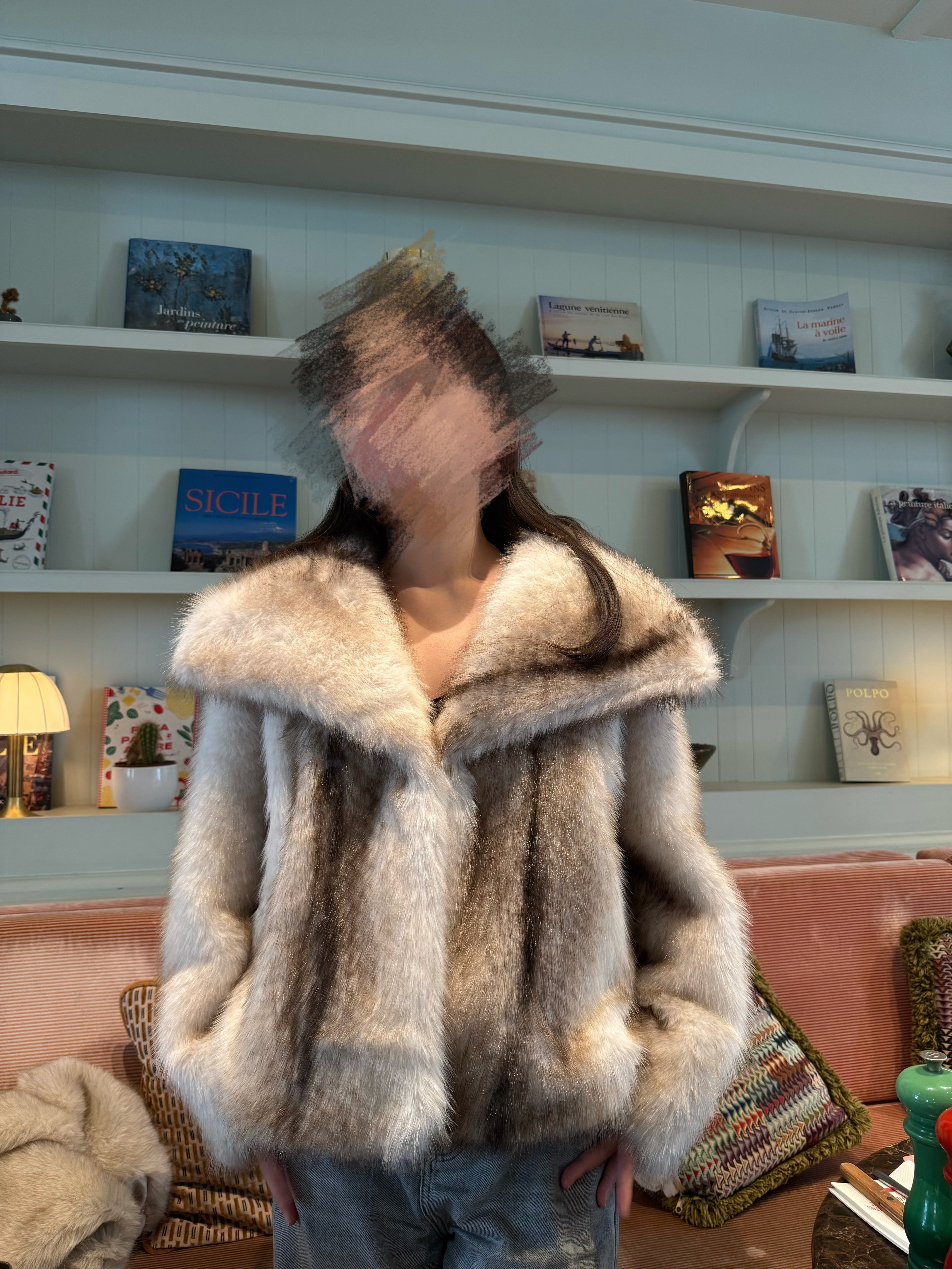 Manteau en fausse fourrure